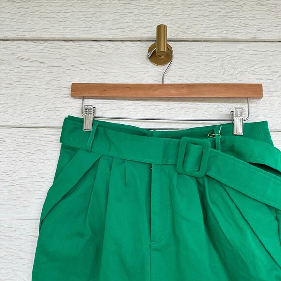 Verdusa High Rise Belted Pleated Paper Bag Shorts Green L NWT - Picture 3 of 6
